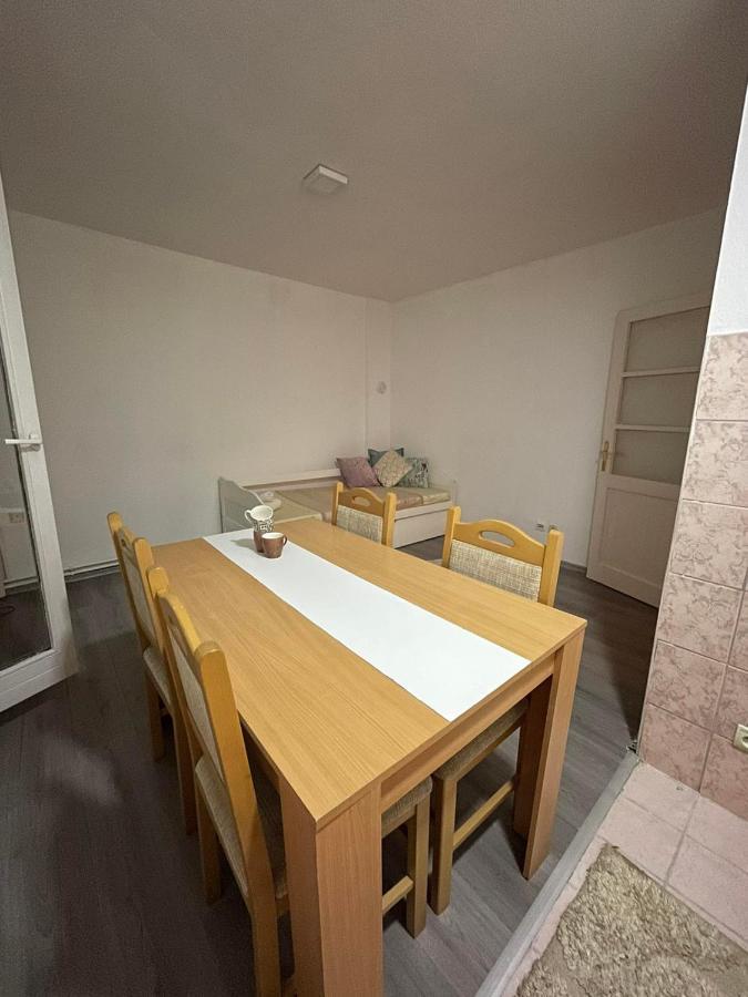 Apartman City Apartment Tuzla Ngoại thất bức ảnh